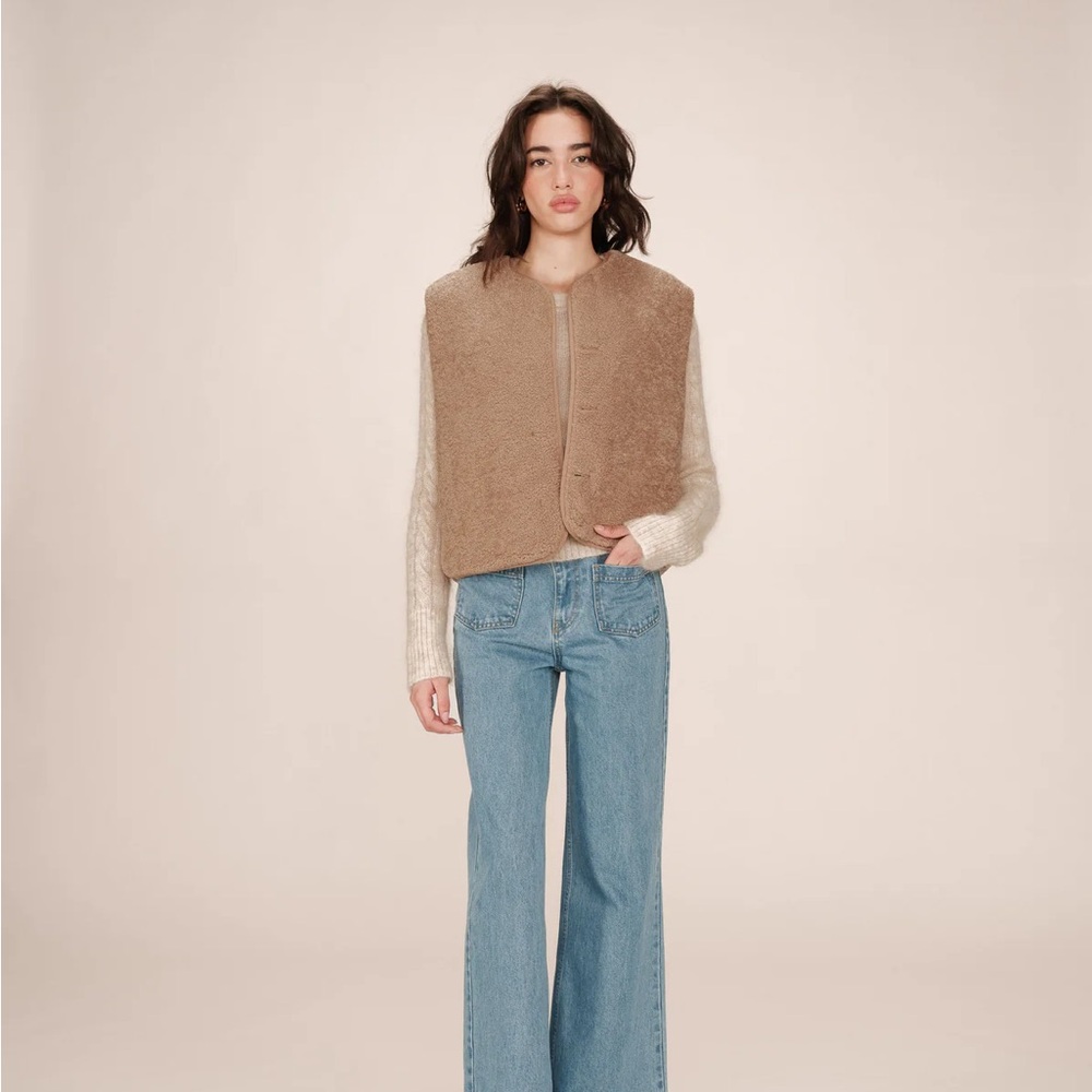 Grace & Mila - QUILTED JACKET
TAN SETH - Picture 5 of 8